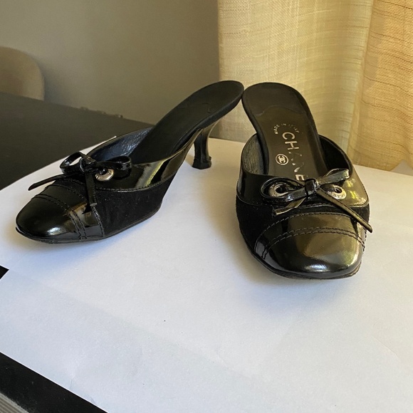 CHANEL Shoes - Chanel black leather patent mules heels slip on slides 35.5